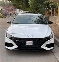 هیوندای ئەلەنترا